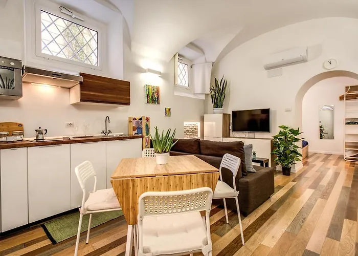 Fresh House Navona *